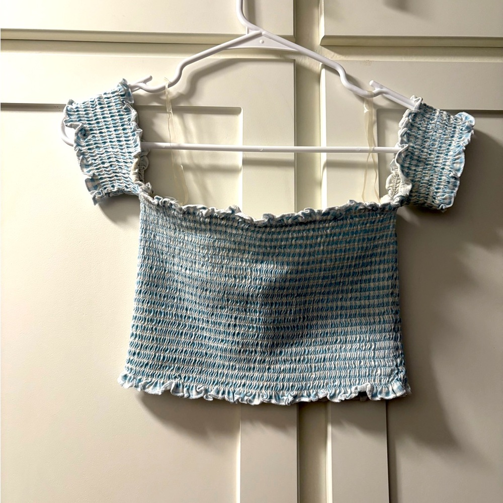 3/$10 Blue and White Me to We Smocked Crop Top